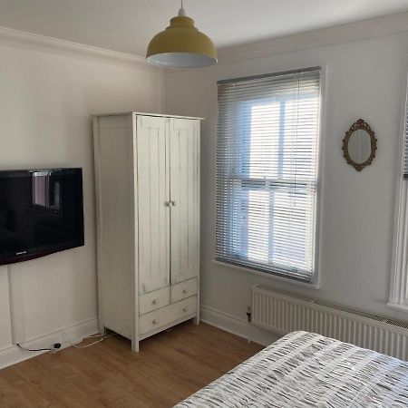 Modern Coastal Cottage 5 Minutes From The Ocean -Pet Friendly 램즈게이트 외부 사진