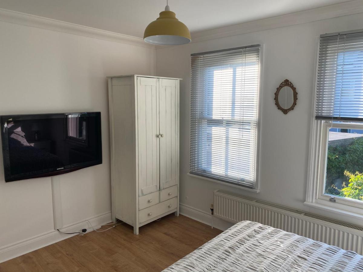 Modern Coastal Cottage 5 Minutes From The Ocean -Pet Friendly 램즈게이트 외부 사진