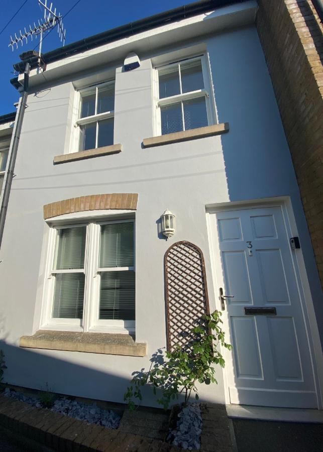 Modern Coastal Cottage 5 Minutes From The Ocean -Pet Friendly 램즈게이트 외부 사진